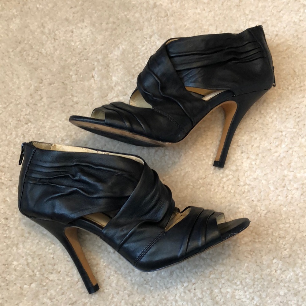 ISOLA HEELS